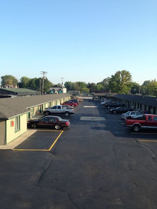 Currys Motel By Oyo Saginaw Mi Esterno foto
